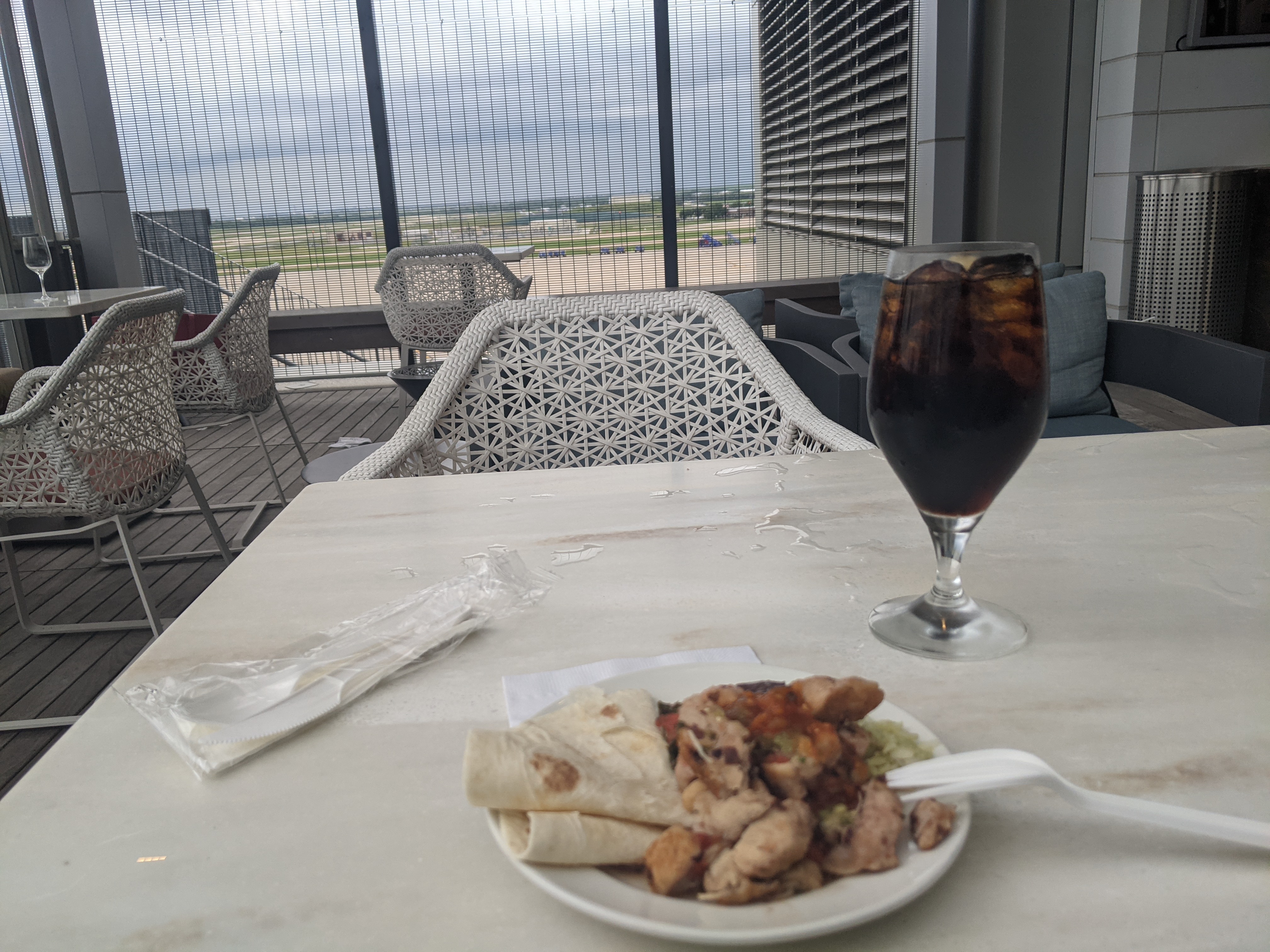 AUS Airport Skyclub