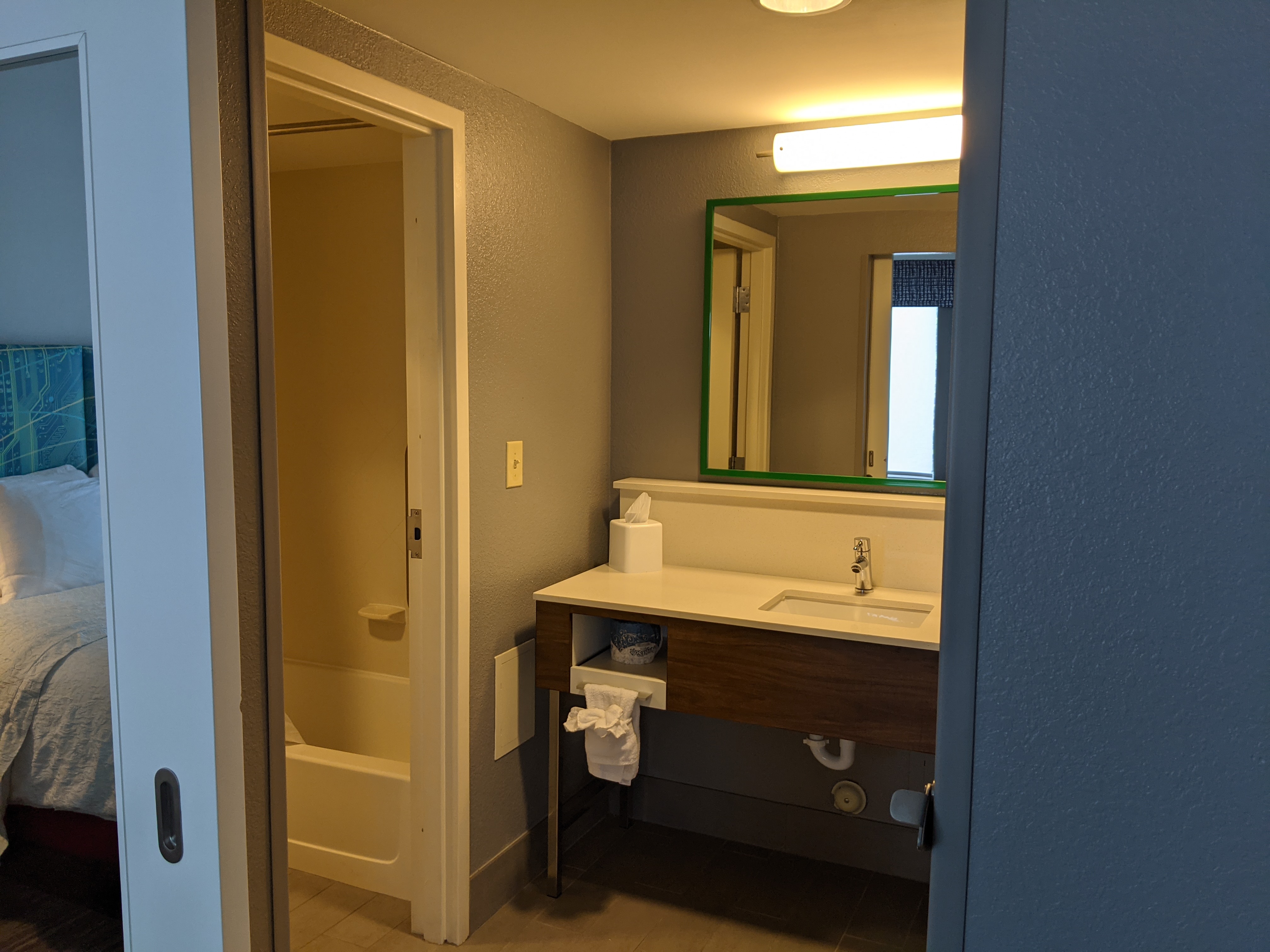 Hampton Inn and Suites Charlotte Airport King Bed Suite Bathroom