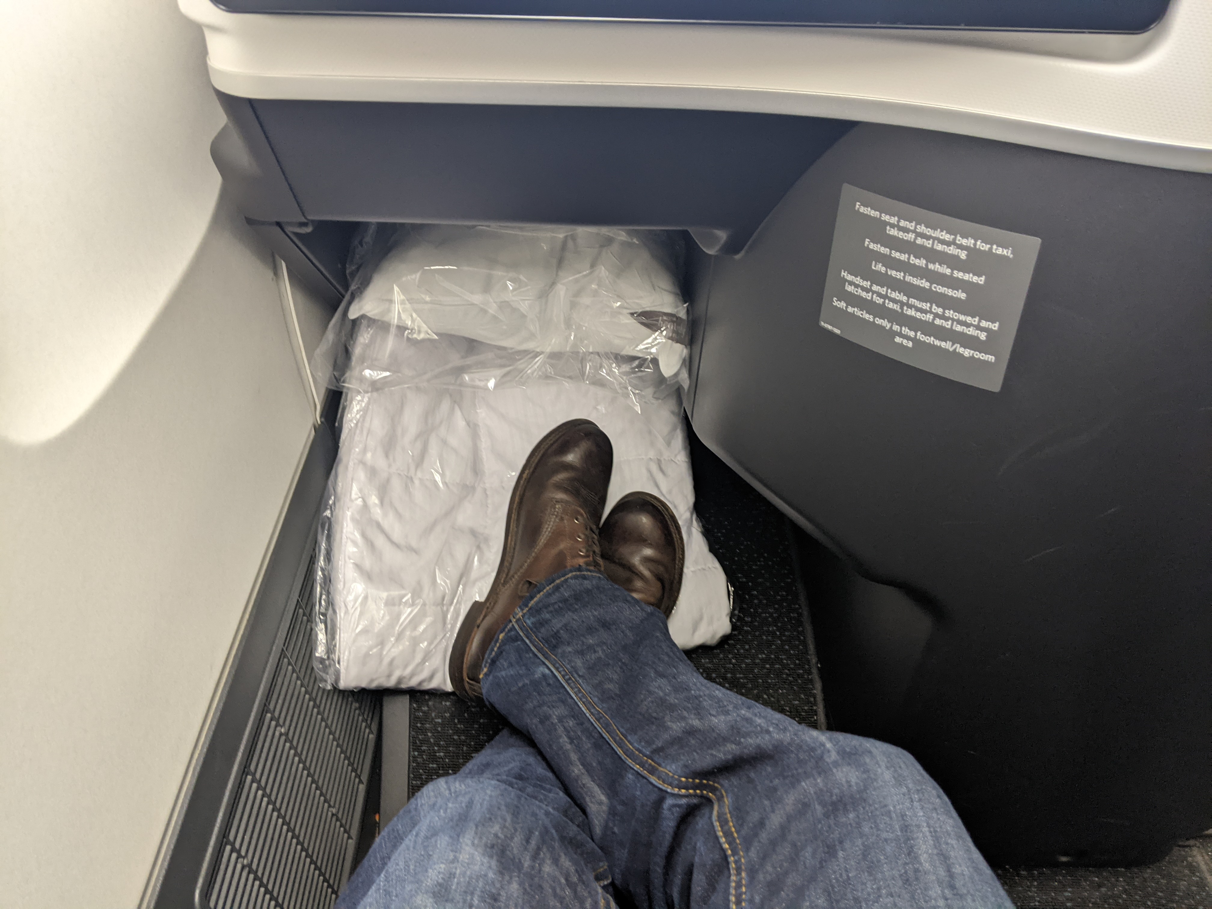 Delta 767-400 Delta One Seat