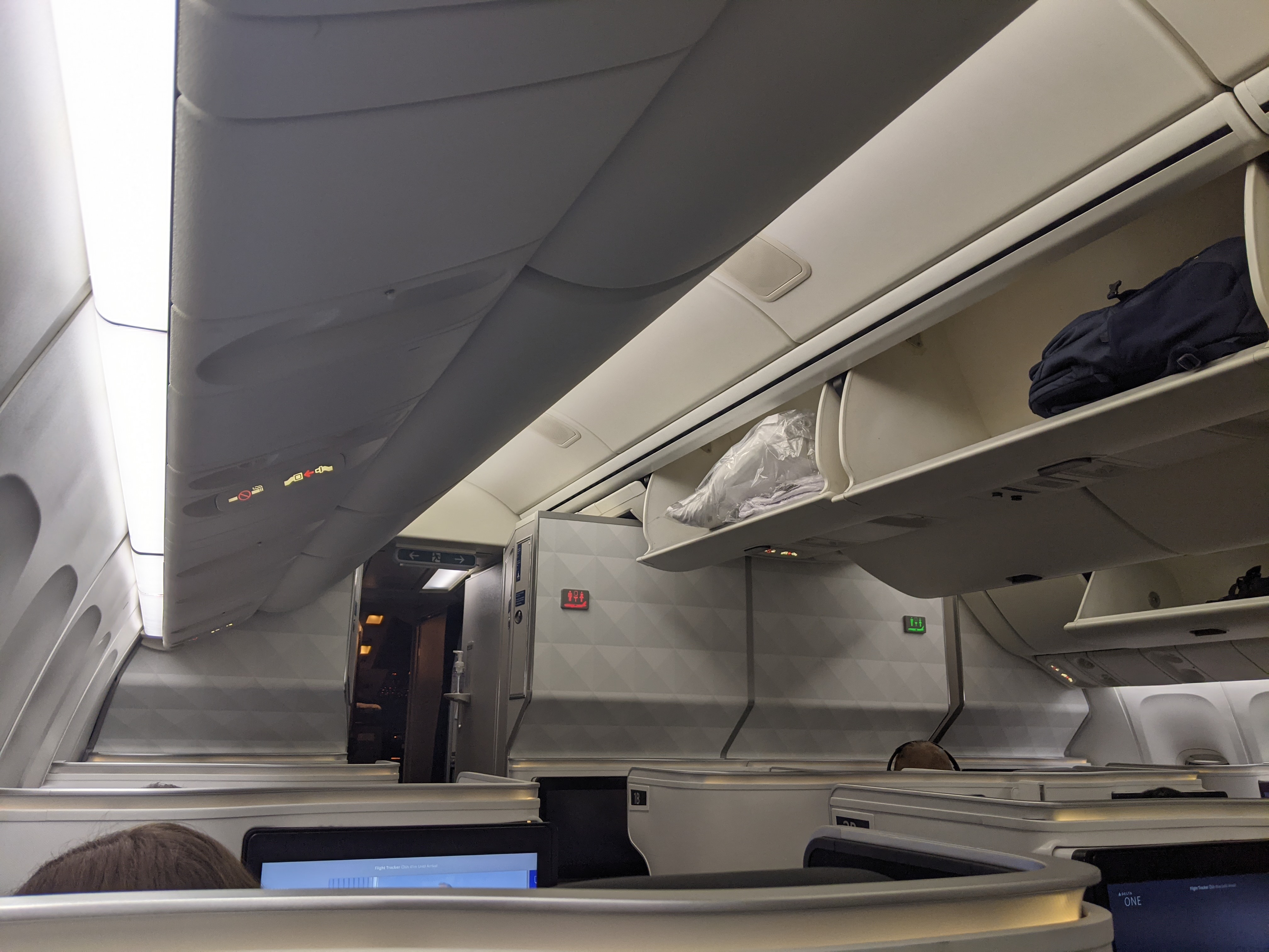 Delta 767-400 Delta One Cabin