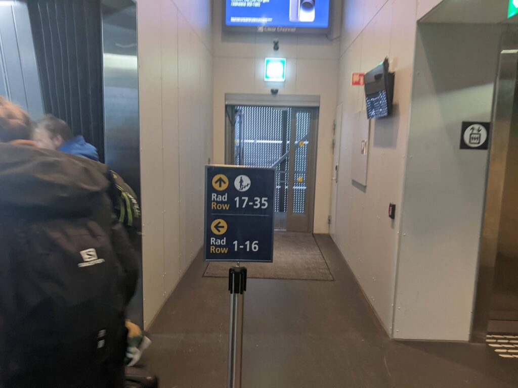 Norwegian 737-800 Boarding