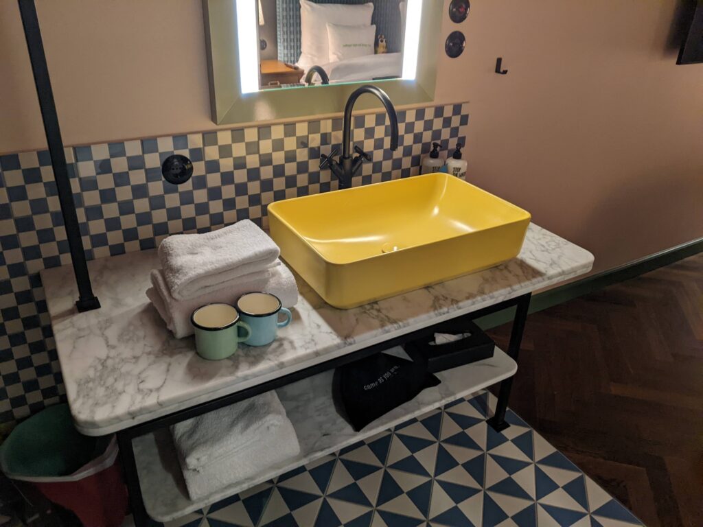 25 Hours Hotel Copenhagen Sink