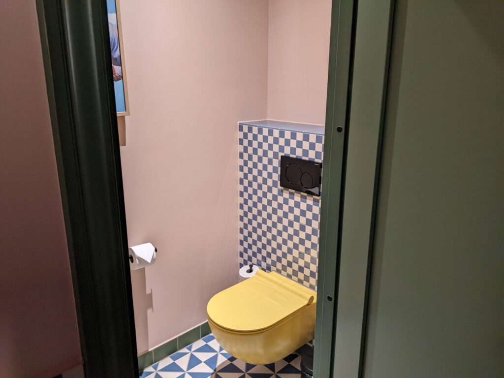 25 Hours Hotel Copenhagen Toilet Area