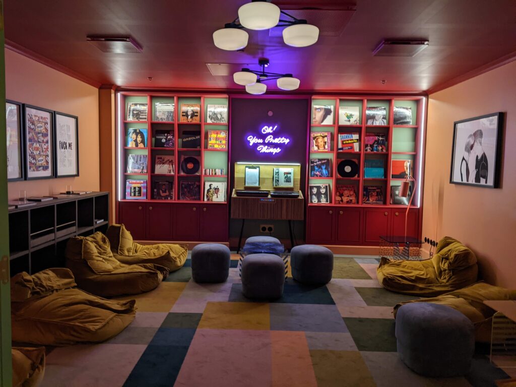 25 Hours Hotel Copenhagen Music Room