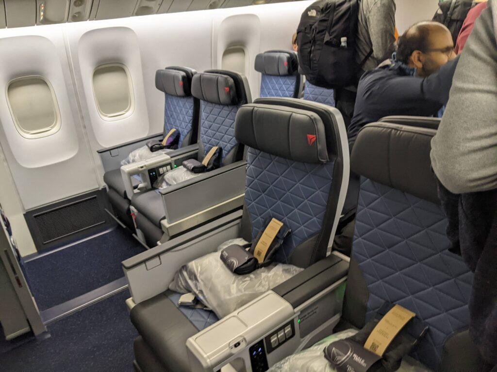 Delta 767-400 Premium Select Cabin