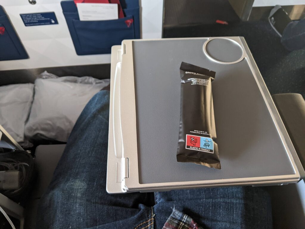 Delta 767-400 Premium Select Meal Service