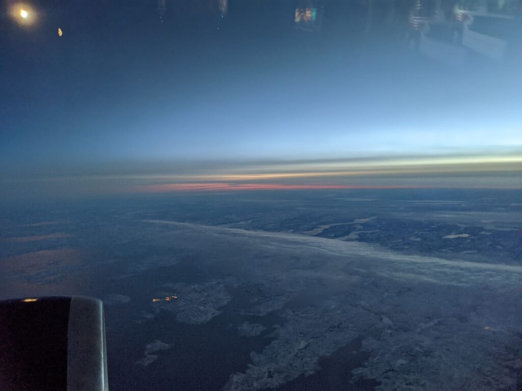 Delta 767-400 Premium Select Window View 