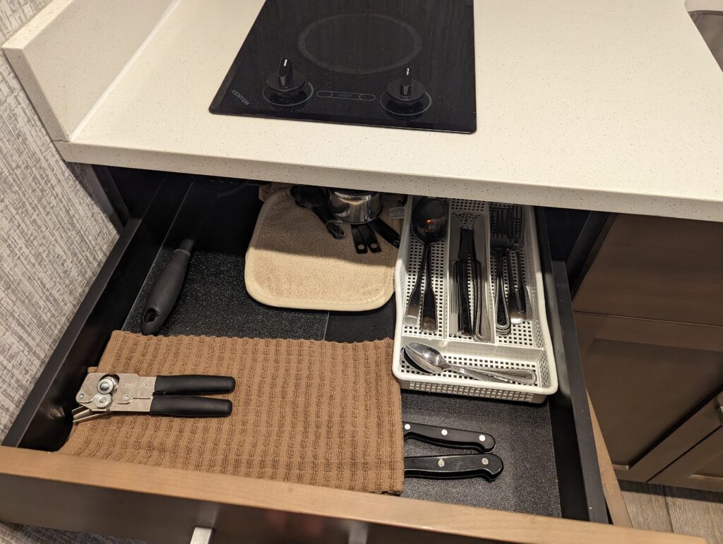 Homewood Suites West Chester Kitchen Amenities 