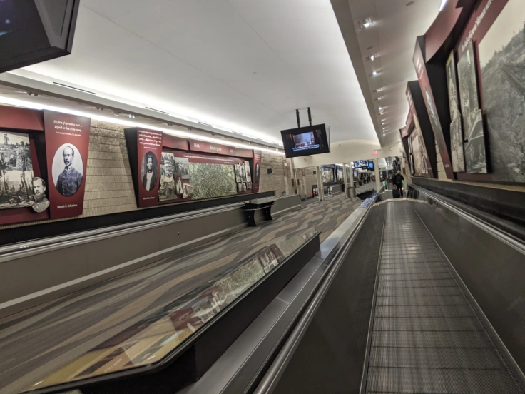 ATL Walking between the concourses