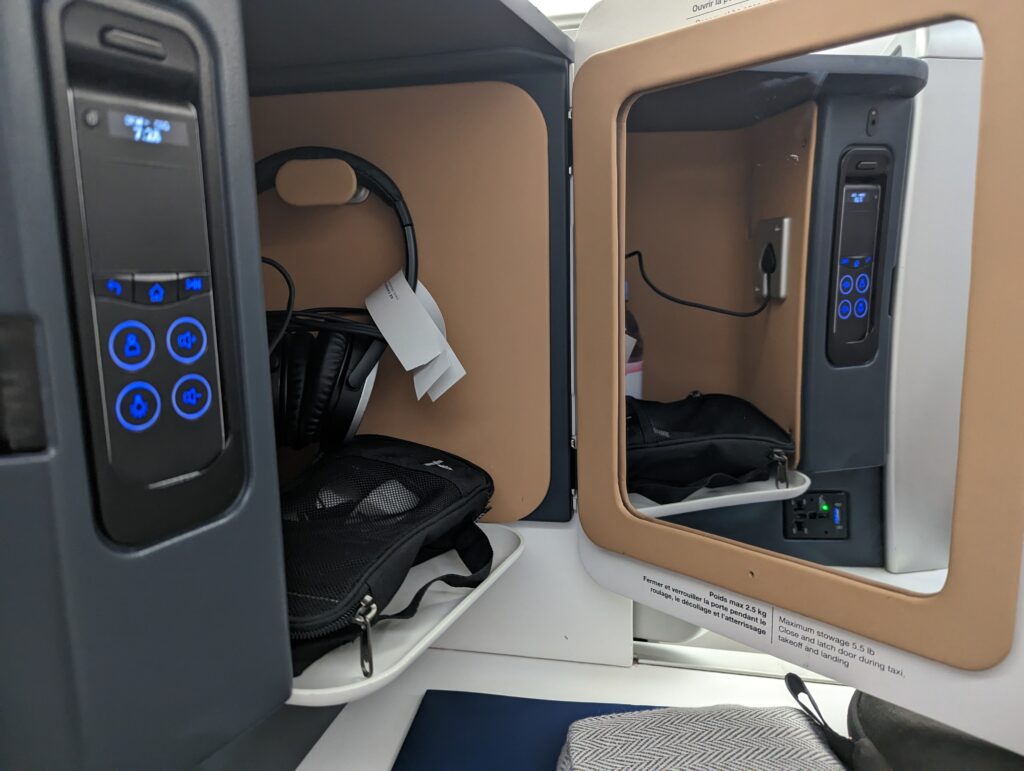 Air France A350 Business Class Seat Storage