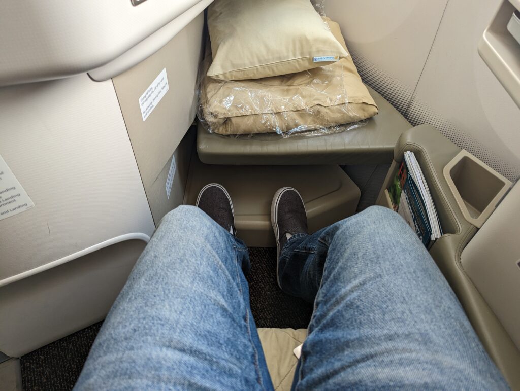Vietnam Airlines 787-9 Business Class Leg Room