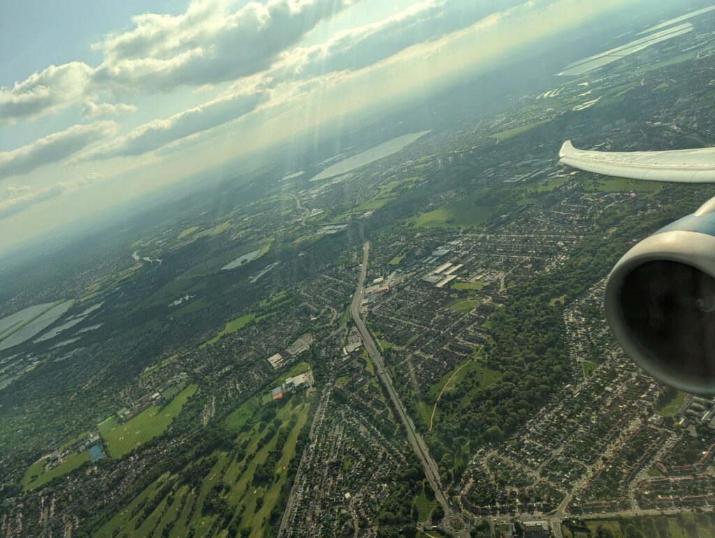 Vietnam Airlines 787-9 Business Class LHR Takeoff