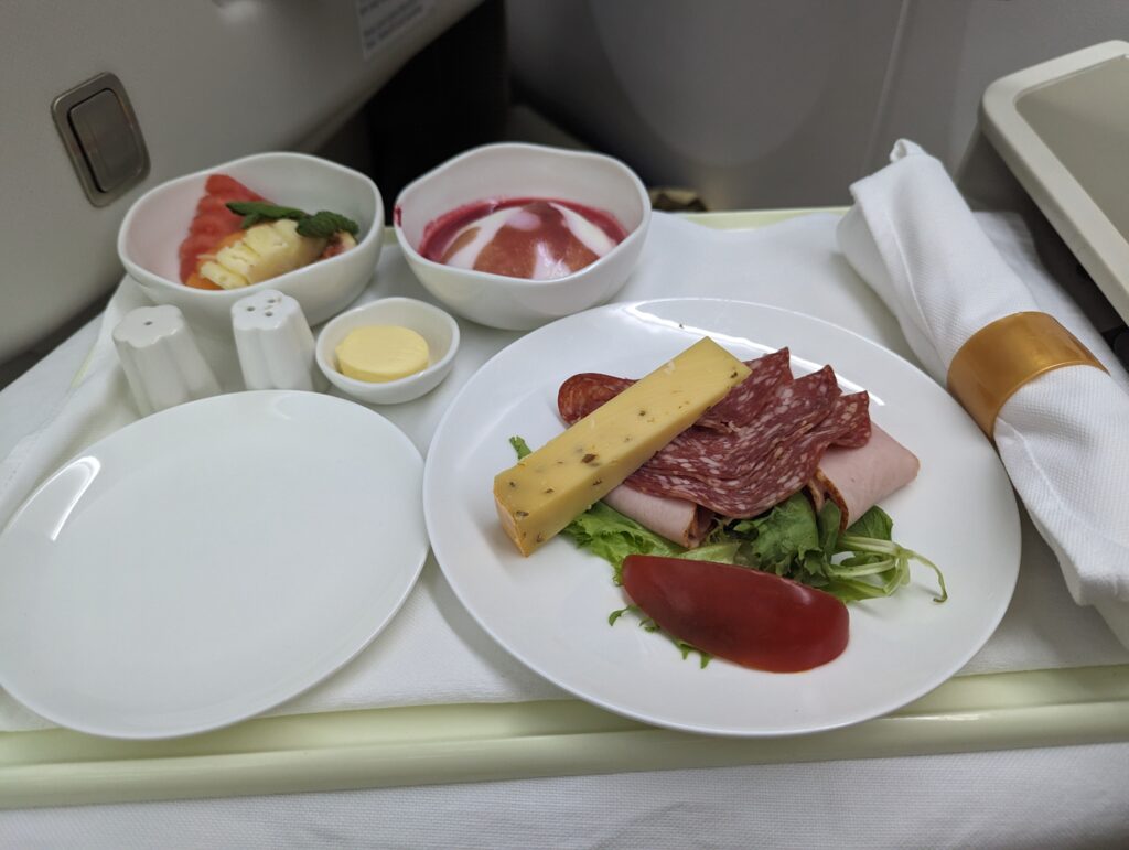 Vietnam Airlines 787-9 Business Class Breakfast Service