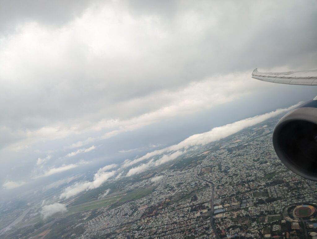 Vietnam Airlines 787-9 Business Class Arrival Into SGN