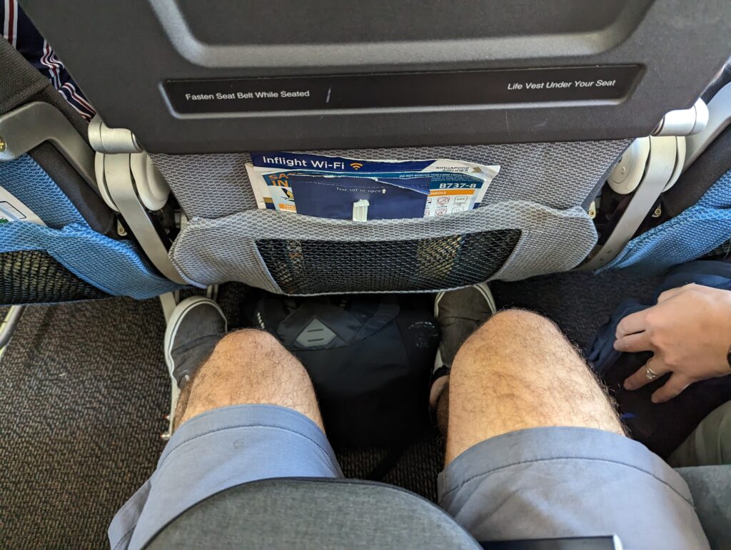 Singapore Airlines 737 Max 8 Economy Leg Room