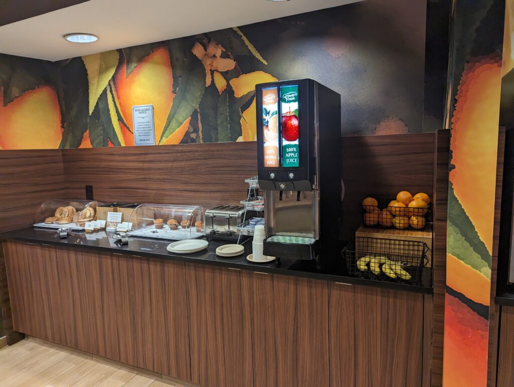 Fairfield Inn and Suites Mall of Georgia breakfast