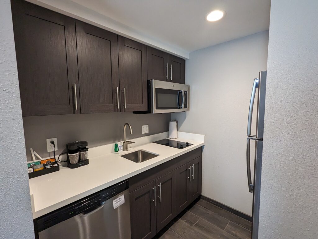 Homewood Suites Raleigh Cary I-40 Kitchen