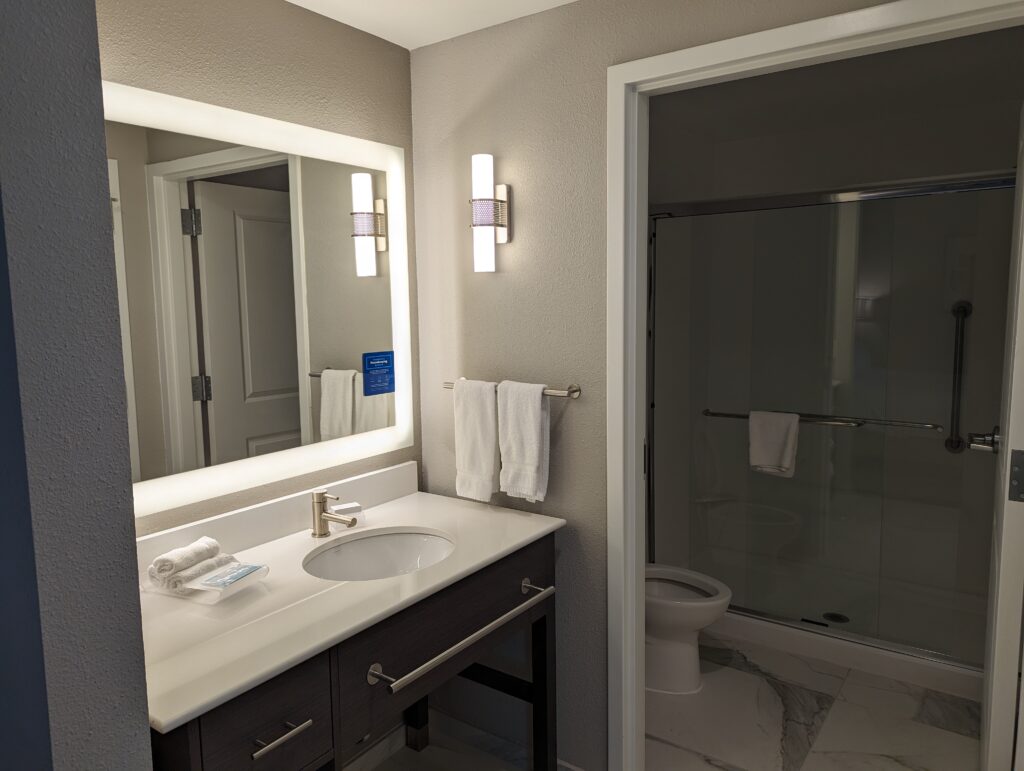Homewood Suites Raleigh Cary I-40 Bathroom