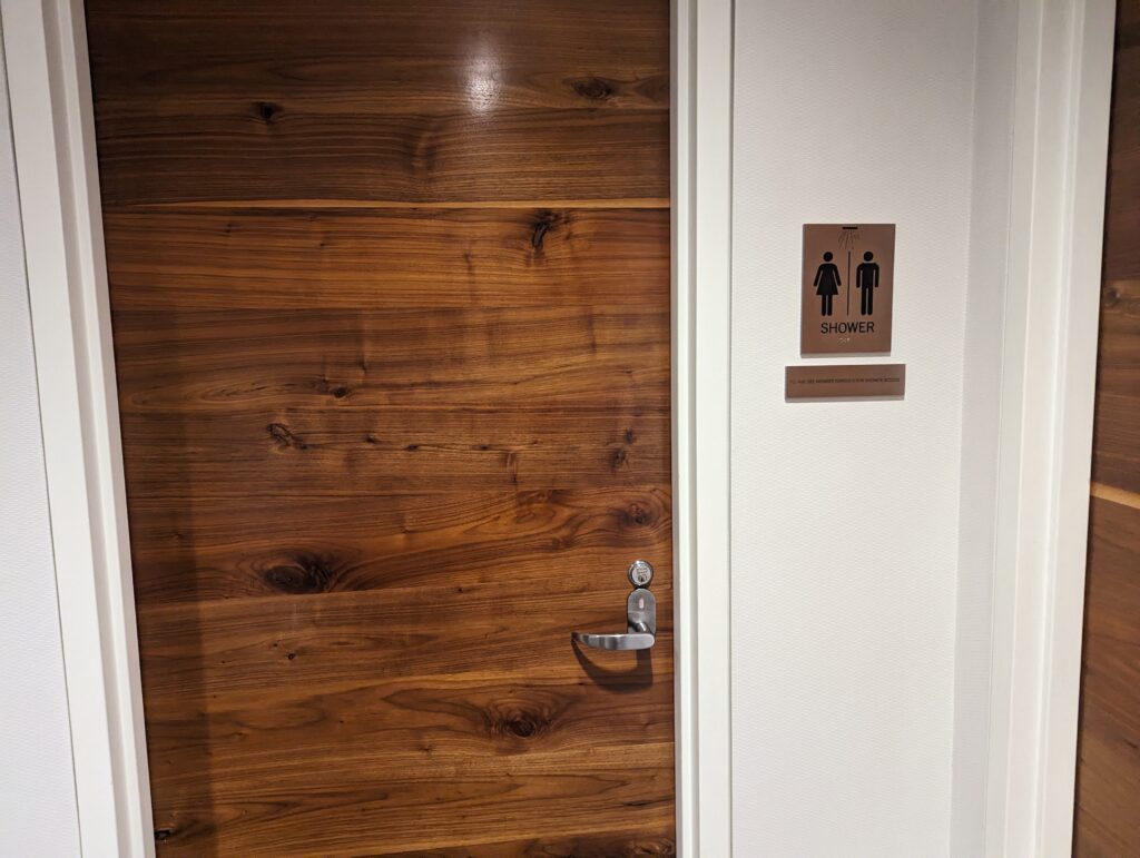 Amex Centurion Lounge IAH Bathroom