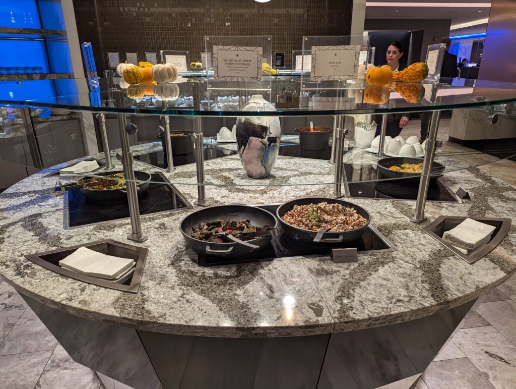 United Polaris Lounge ORD Hot Buffet