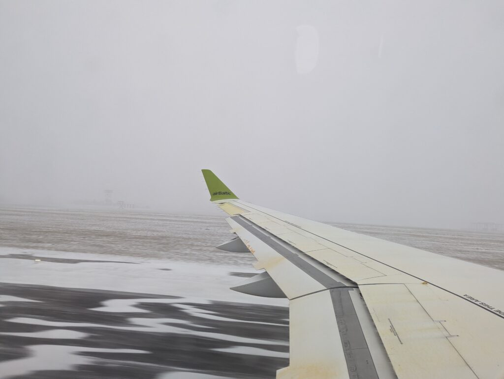 airBaltic A220-300 Takeoff from VNO