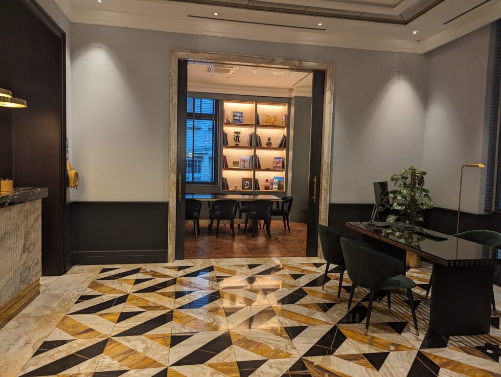 LUME Hotel Frankfurt Lobby