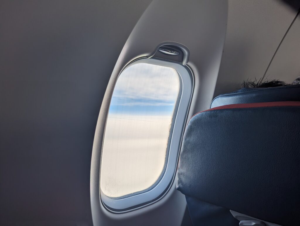 Delta CRJ900 Comfort Plus In Flight