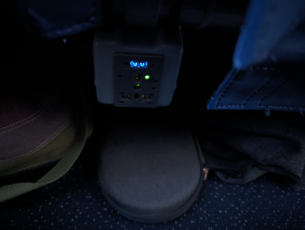 Delta CRJ900 Comfort Plus Power