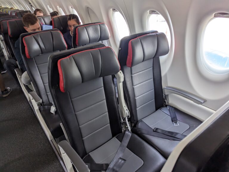 Flight Review Breeze Airways A220 300 Extra Leg Room Kinda Boring Travel flight-review-breeze-airways-a220-300-extra-leg-room-kinda-boring-travel