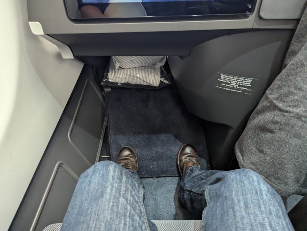 SAS A330-300 Business Class Seats Legroom