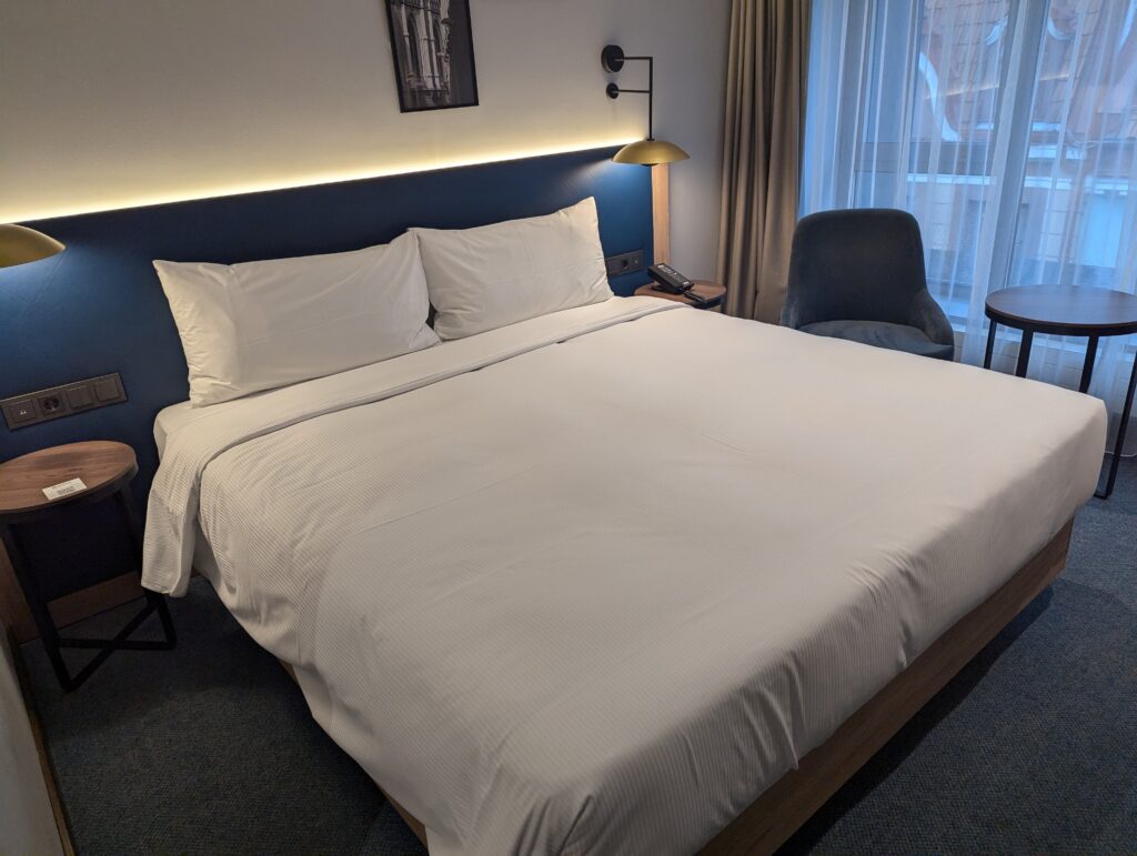 Hilton Garden Inn Riga King Bedroom