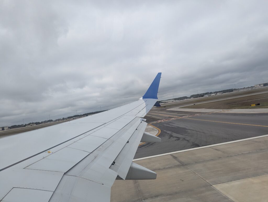 United Airlines 737 Max 8 MCO Takeoff