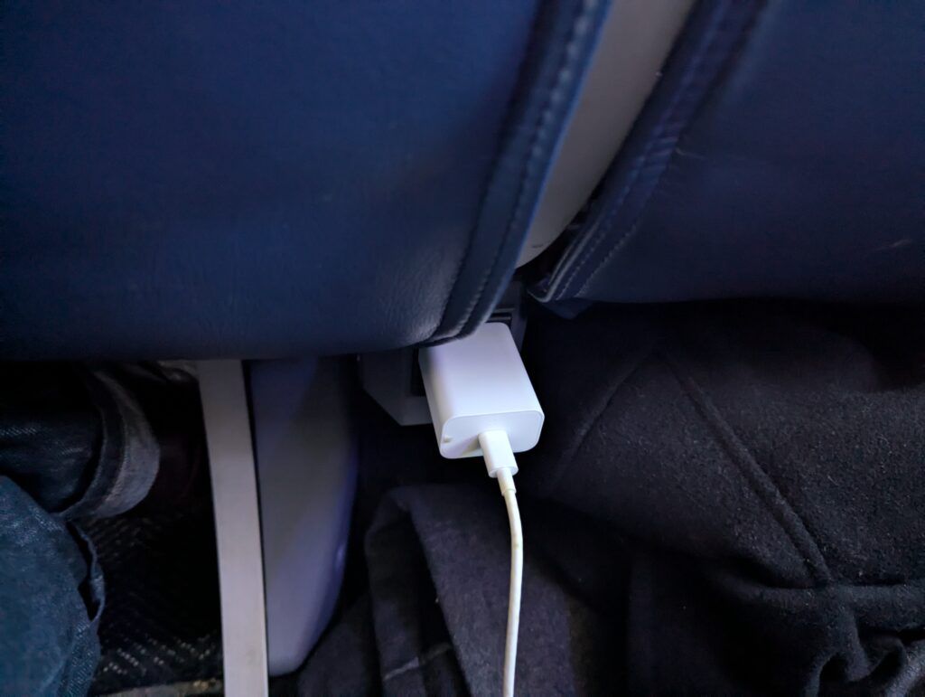 United Airlines 737 Max 8 Economy In seat Power