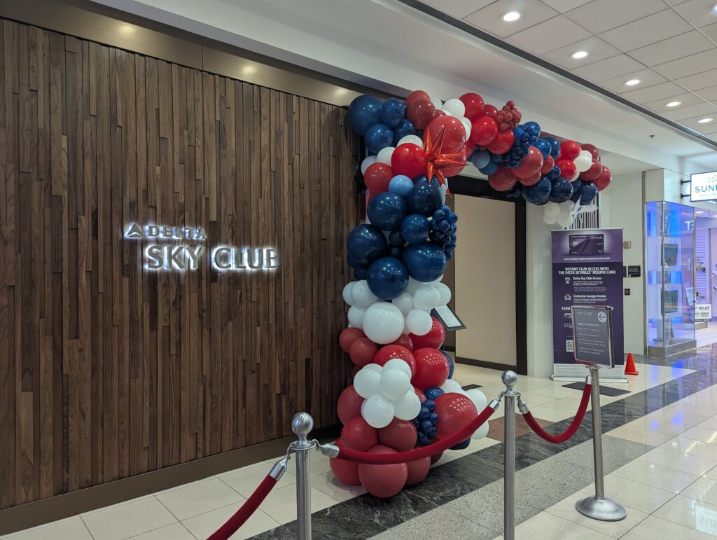 Delta SkyClub ATL Concourse D Entrance