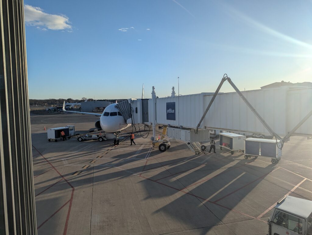JetBlue A321 PVD Boarding