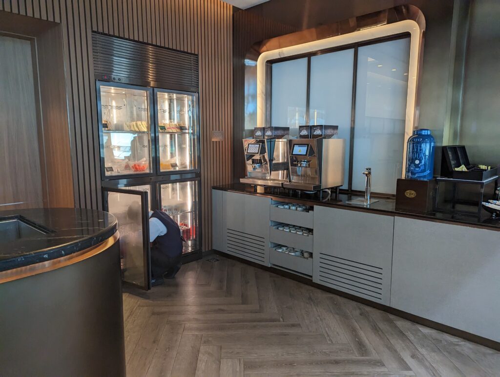 Singapore Airlines SilverKris Business Class Lounge Changi Terminal 3 Atrium Drinks