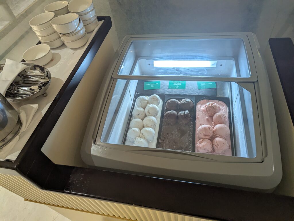 SilverKris Lounge Changi Terminal 2 Lounge Buffet Ice Cream