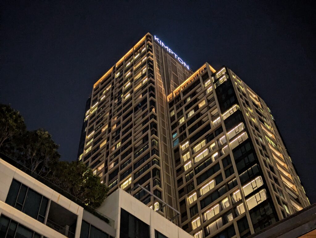 Hotel Kimpton Maa-Lai Bangkok Exterior