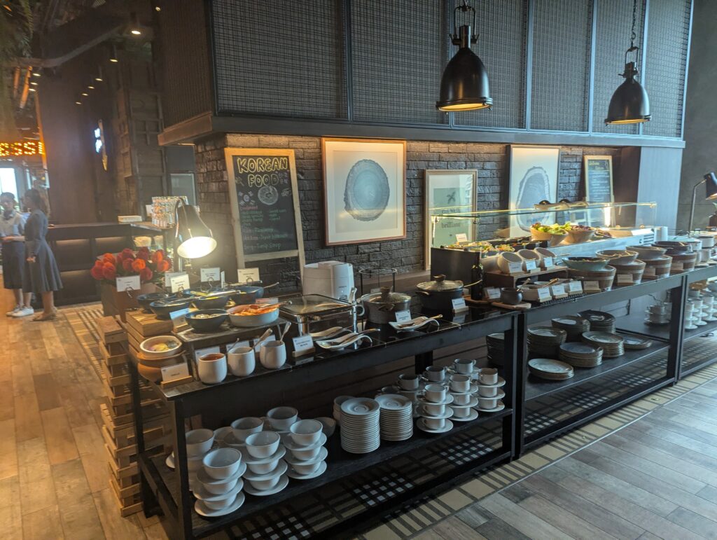 Hotel Kimpton Maa-Lai Bangkok Breakfast