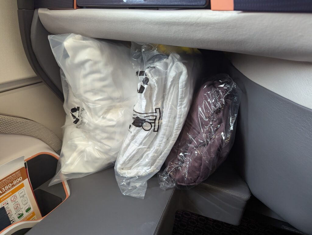 Singapore Airlines A380 Business Class Bedding