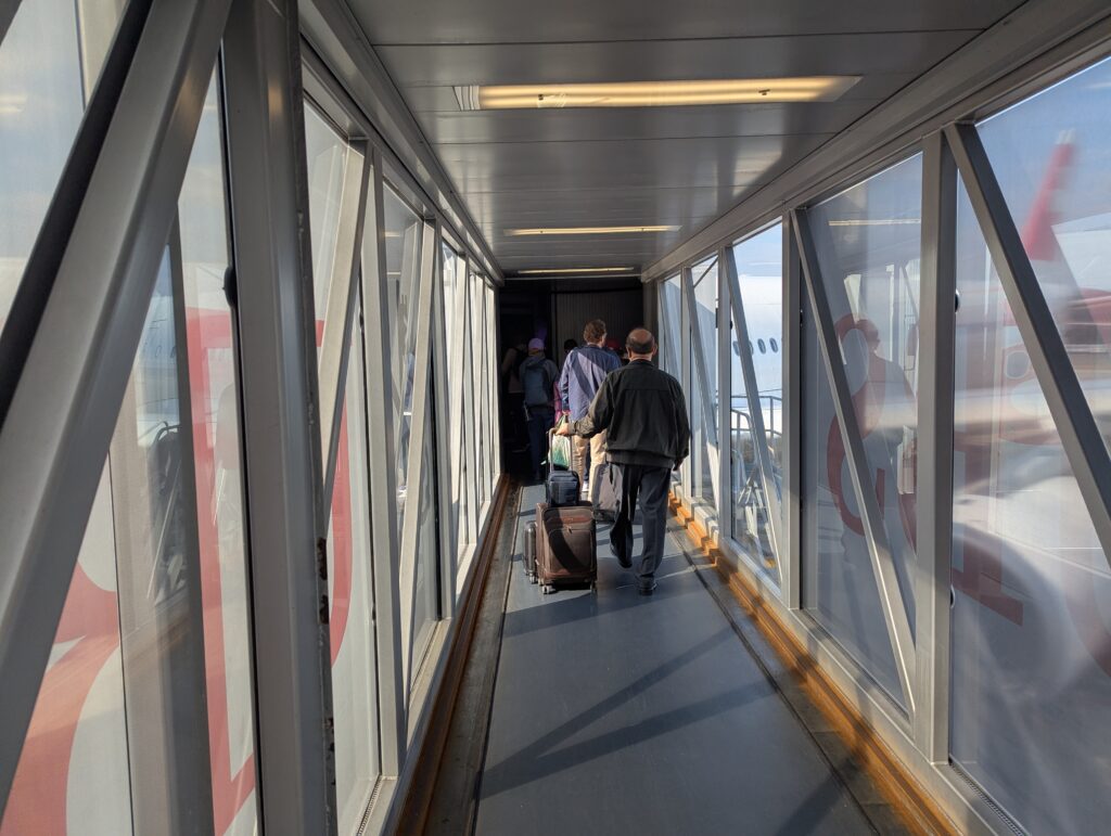 Swiss Air Lines A330-300 Business Class Boarding