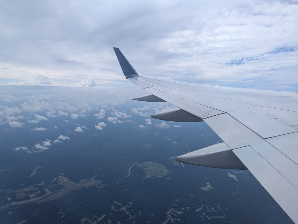 Delta 757-200 Window Takeoff