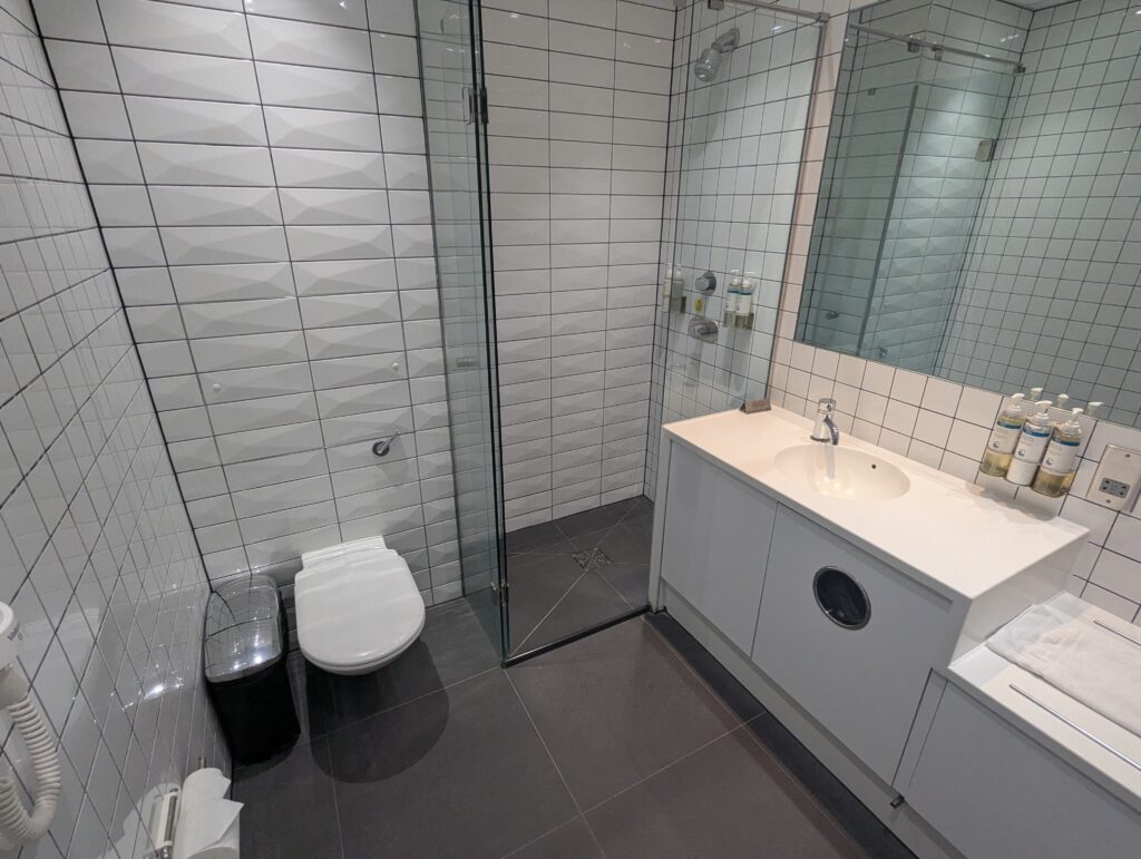 Virgin Atlantic Revivals Lounge LHR Shower Rooms