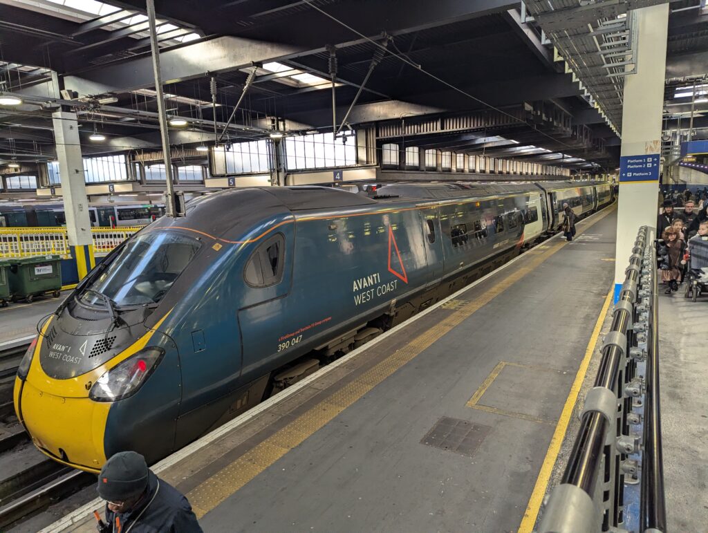 Avanti's Pendolino train at London Euston
