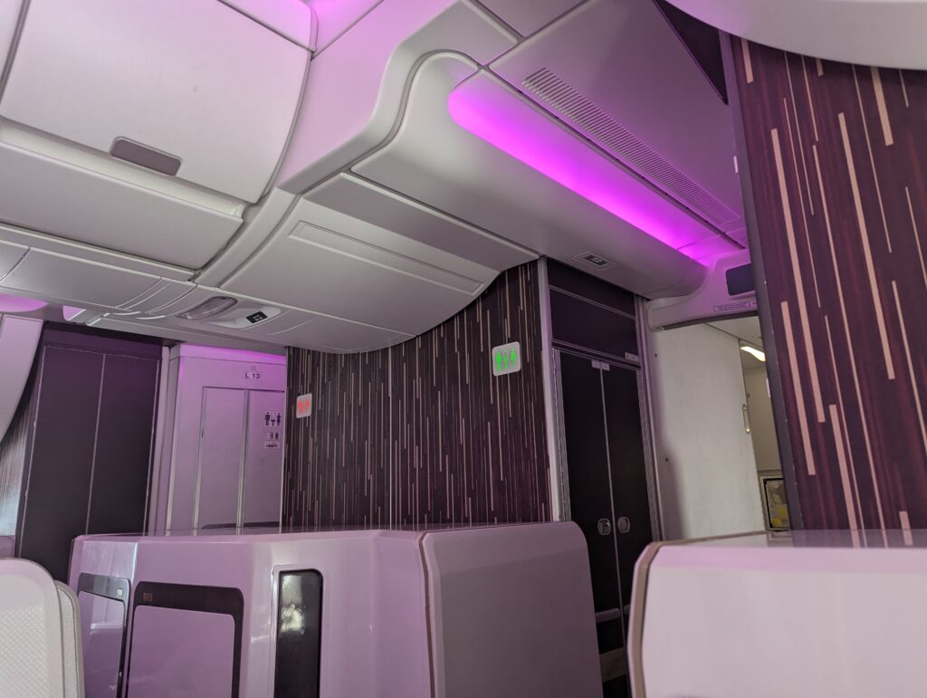 Virgin Atlantic A350-1000 Upper Class Approach and Landing