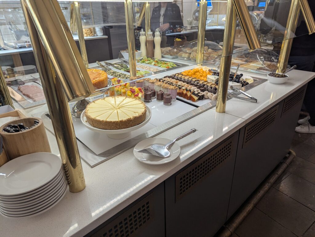 SAS Lounge Newark EWR Buffet
