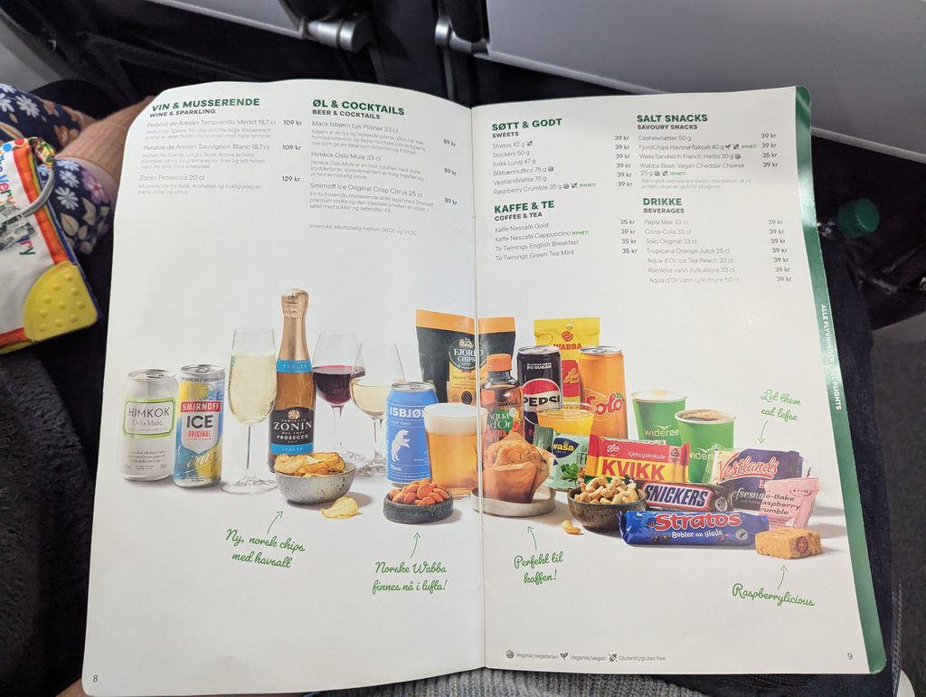 Widerøe E190 Drinks and Snack Menu