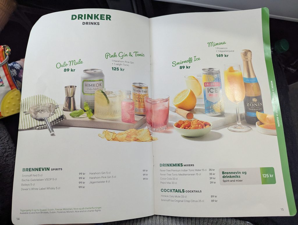 Widerøe E190 Drinks and Snack Menu