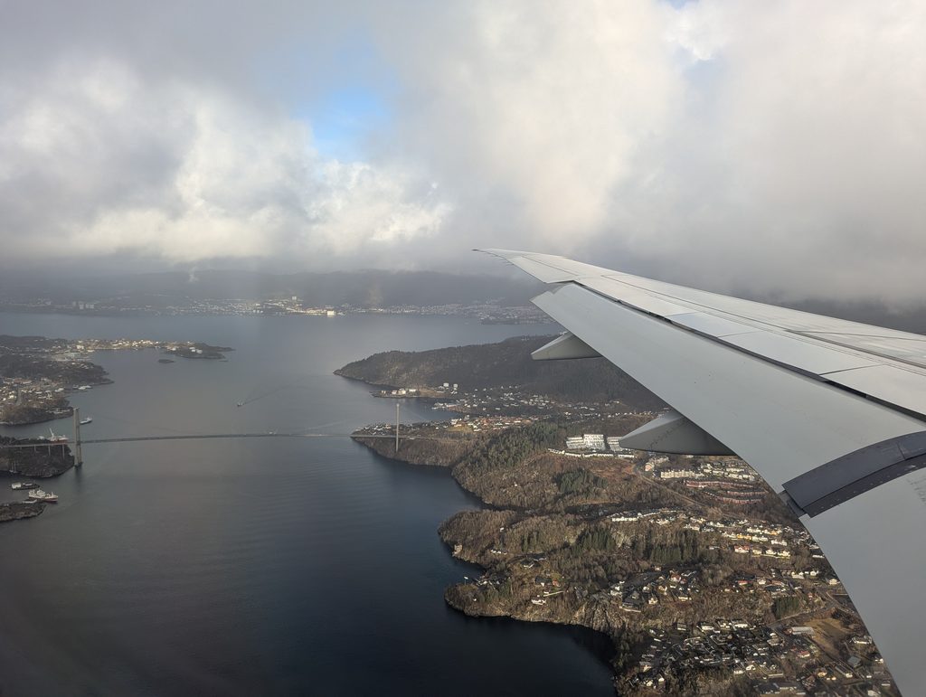 Widerøe E190 Landing Window View
